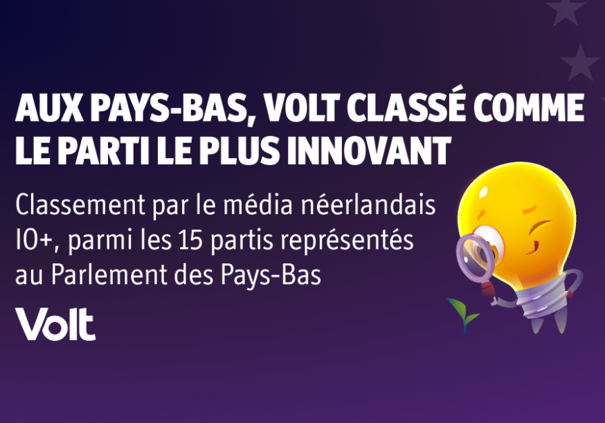 Fond violet avec des étoiles europénnes. Image d'un personnage ampoule avec une loupe. En texte :