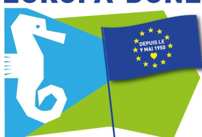 affiche blue et verte sur fond blanc drapeau européen
