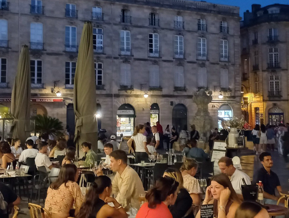 Terrace de cafe a Bordeaux