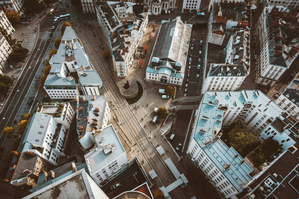 vue aerienne quartier de Nantes des rues et des immeubles