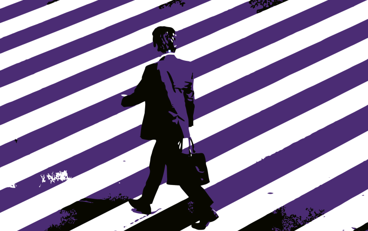 Un Salaryman violet