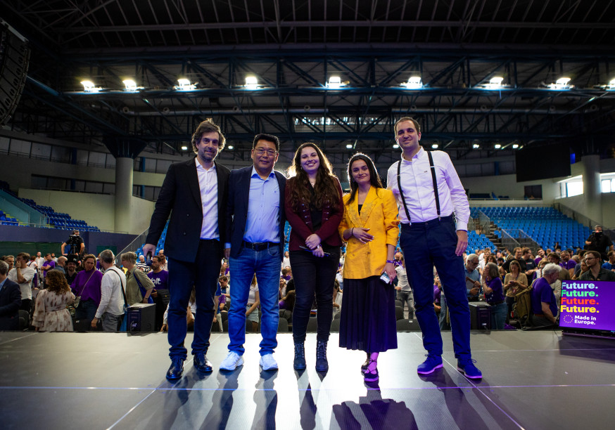 5 membres du nouveau bureau de Volt Europa