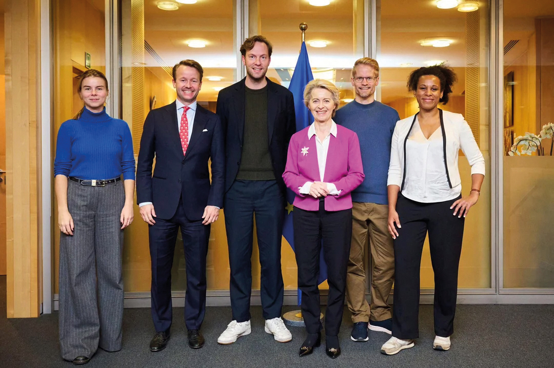 Ursula von der Leyen et les cinq eurodéputés de Volt